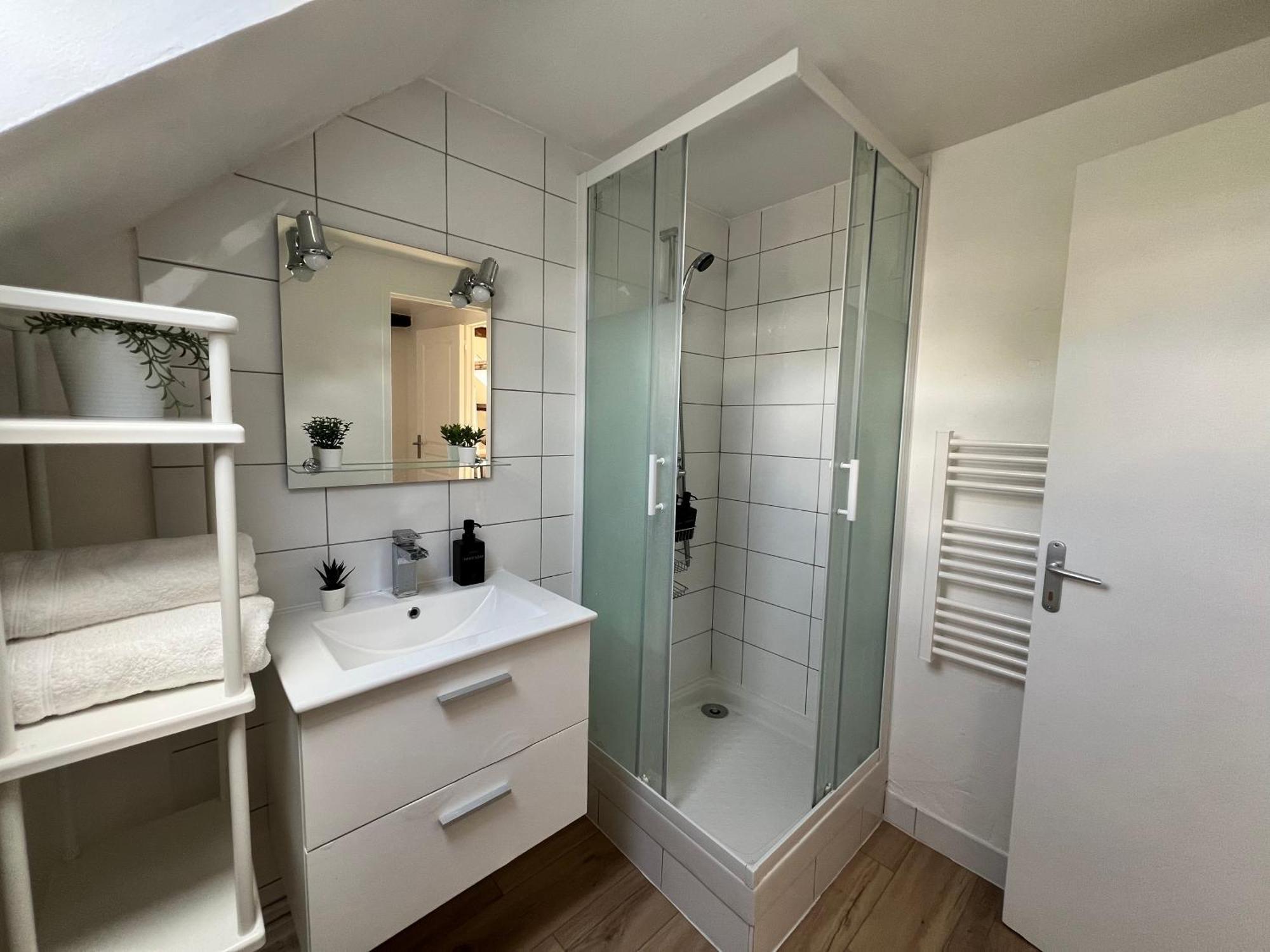 Апартаменты Appart Asterix Cdg Parc Expo Paris Chantilly Плайи Экстерьер фото